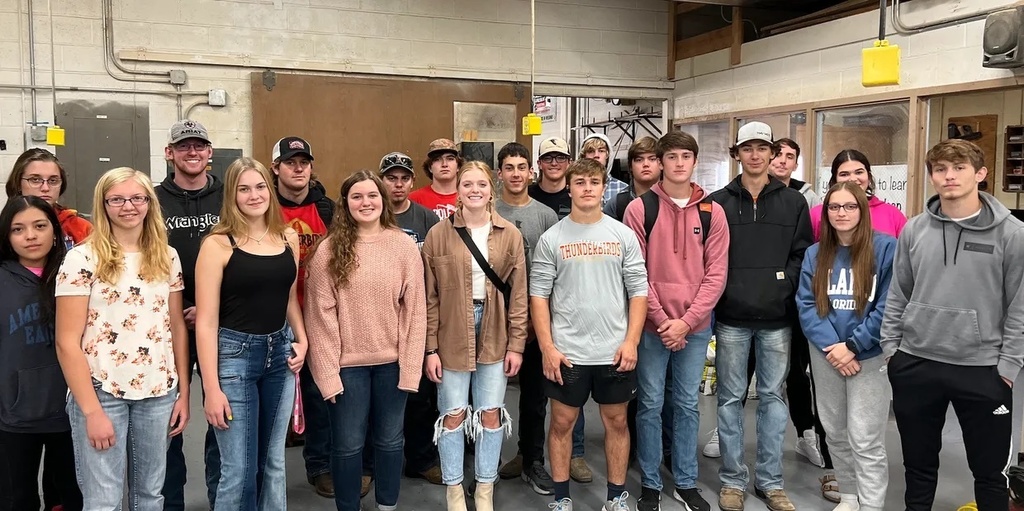 Students in Thunderbird Manufacturing